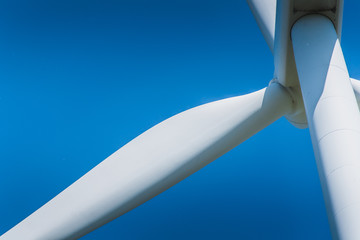 wind turbine a renewable energy source