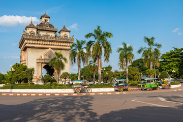 Obraz premium Patuxay ( Victory Gate ) Monument in Vientiane, Laos.