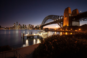 Naklejka premium Harbour Bridge - Aussicht auf CBD Sydney