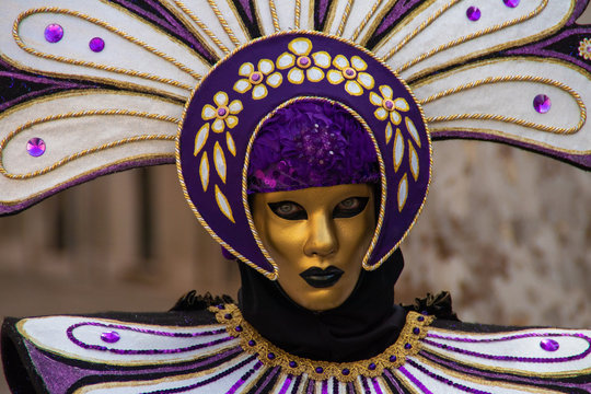 Venezianische Maske
