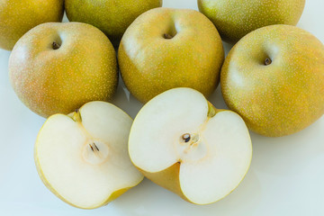 カットした梨　幸水