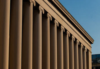 Obraz premium columns and court