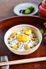 秋の味覚、栗ご飯