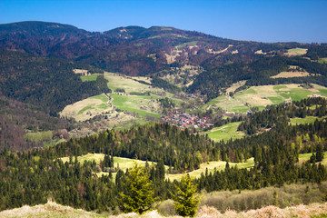 Village Jaworki in Pieniny Mountains at Radziejowa and Wielki Rogacz Mount background.