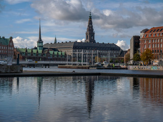 Fototapeta premium Christiansborg Slot og Børsen