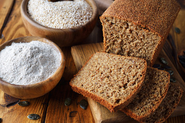 Whole grain diet bread with amaranth