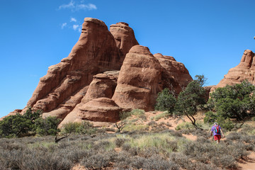Rock Formations on Broken Arch Trail