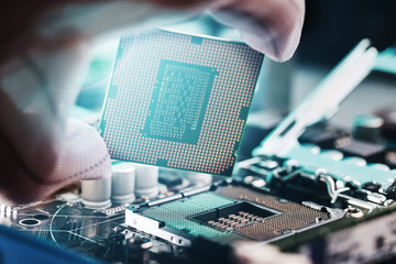 Replacing the computer s central processor. Maintenance, updating the hardware of the motherboard.