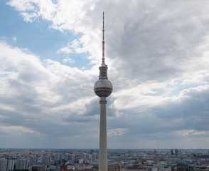 Fototapeta premium Fernsehturm von Stadtansicht Berlin