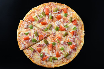 Classic ham pizza