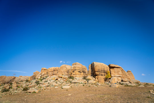 The spectacular granite-rock formations of Baga Gazryn Chuluu, North Gobi, Mongolia, Mongolian, Asia, Asian
