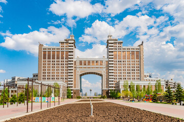 Obraz na płótnie Canvas Nur-Sultan Lovers Park 246