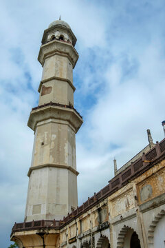 The Bibi Ka Maqbara At Aurangabad India. It Was Commissioned In 1660 By The Mughal Emperor Aurangzeb In The Memory Of His First And Chief Wife Dilras Banu Begum.