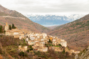 The village of Anversa degli Abruzzi and the Majella mountain in the bakground.Europe, Italy, Abruzzo, Province of L'Aquila