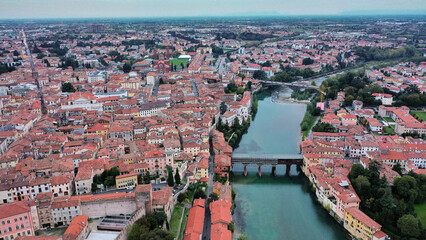 Il piave a Bassano del Grappa e Ponte Vecchio visto dall'alto