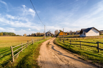 Krajobraz wiejski Podlasia, architektura drewniana, Sokołda, Podlasie, Polska © podlaski49