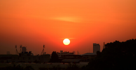 Fototapeta premium The sunset in the big city