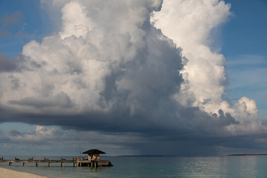 boat mooring on hanimaadhoo (maldives)