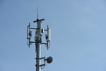 Telecommunication Tower Antennas High Pole Signal Transmission Both Wireless Phone