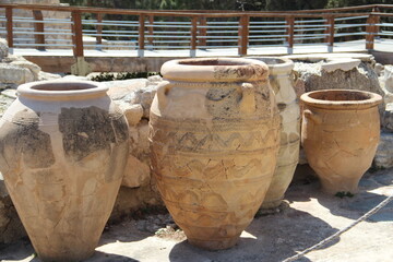 ancient vases, Crete