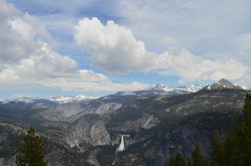 Fototapeta premium view of mountains