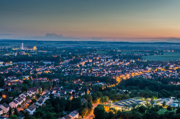 Fototapeta na wymiar Blick über Schweinfurt am Abend