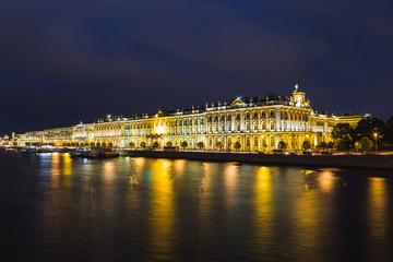 Fototapeta na wymiar Night view of the Hermitage in St. Petersburg