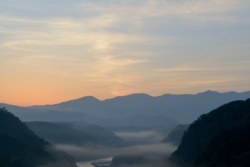 Fototapeta premium 城山大橋からの日の出