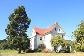 Fototapeta na wymiar Historical Mansion in the Presidio, San Francisco