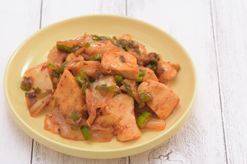 鶏肉のキムチ炒め