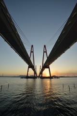 Fototapeta premium 名港西大橋からの日の出