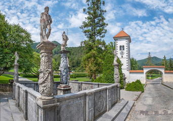 Neptune's fountain at Polhov Gradec Manor, Slovenia © tynrud