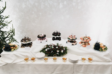  Christmas table with sweets and drinks
