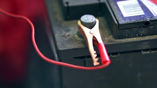 car, winter, technology, battery, cables, electricity, energy, heavy, terminal, jump, jumper, start, electric, industrial, acid, auto, capacity, change, charge, chemical, clamp, claws, clean, dead, ge
