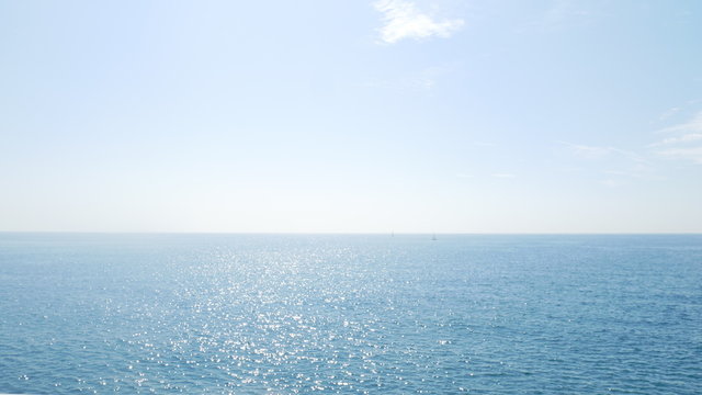 Blick auf Ozean in Barcelona