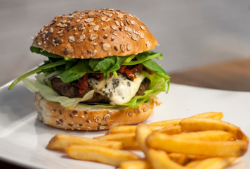 Burger włoski