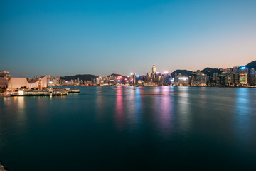 Fototapeta premium Long exposure photography of Victoria Harbor in Hong Kong 