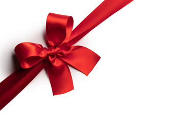Red gift bow on white - 300092159