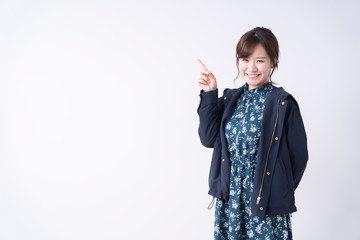 女性
