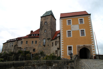 Fototapeta na wymiar Der Eingang zur Burg Hohenstein
