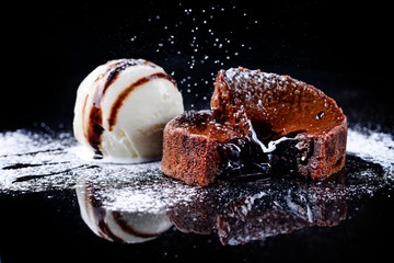 dessert ice cream ball chocolate cake - 300128393