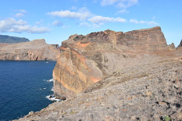 Fototapeta na wymiar Hiking trail to Sao Lourenco with the blue ocean in Madeira, Portugal