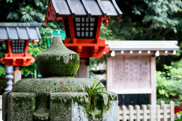 Stone lantern