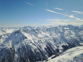 Obraz premium Winter at alps snow and mountain peaks