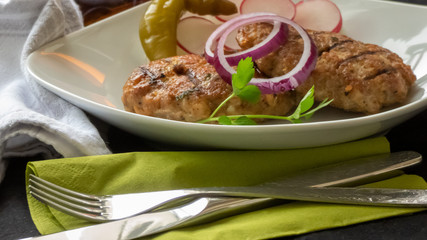 gegrillte Frikadelle 