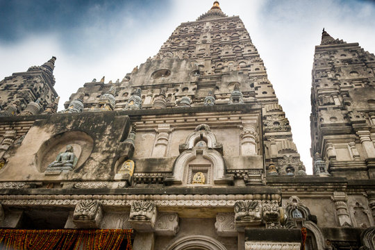 Buddhist temple name Mahabodhi Temple.