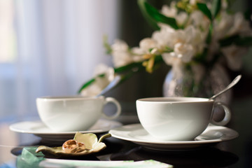 Obraz premium Wedding rings as a symbol of love and happyness.