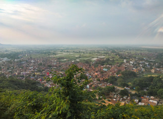 Fototapeta na wymiar View of the whole city of Gaya from a hill top.