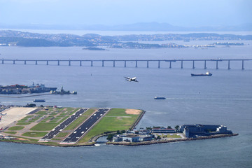 Obraz premium domestic airport with airplane - Rio de Janeiro Brazil