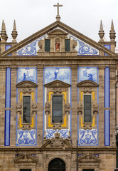 Fototapeta premium Monumenti e Vie del centro storico di Porto, Portogallo